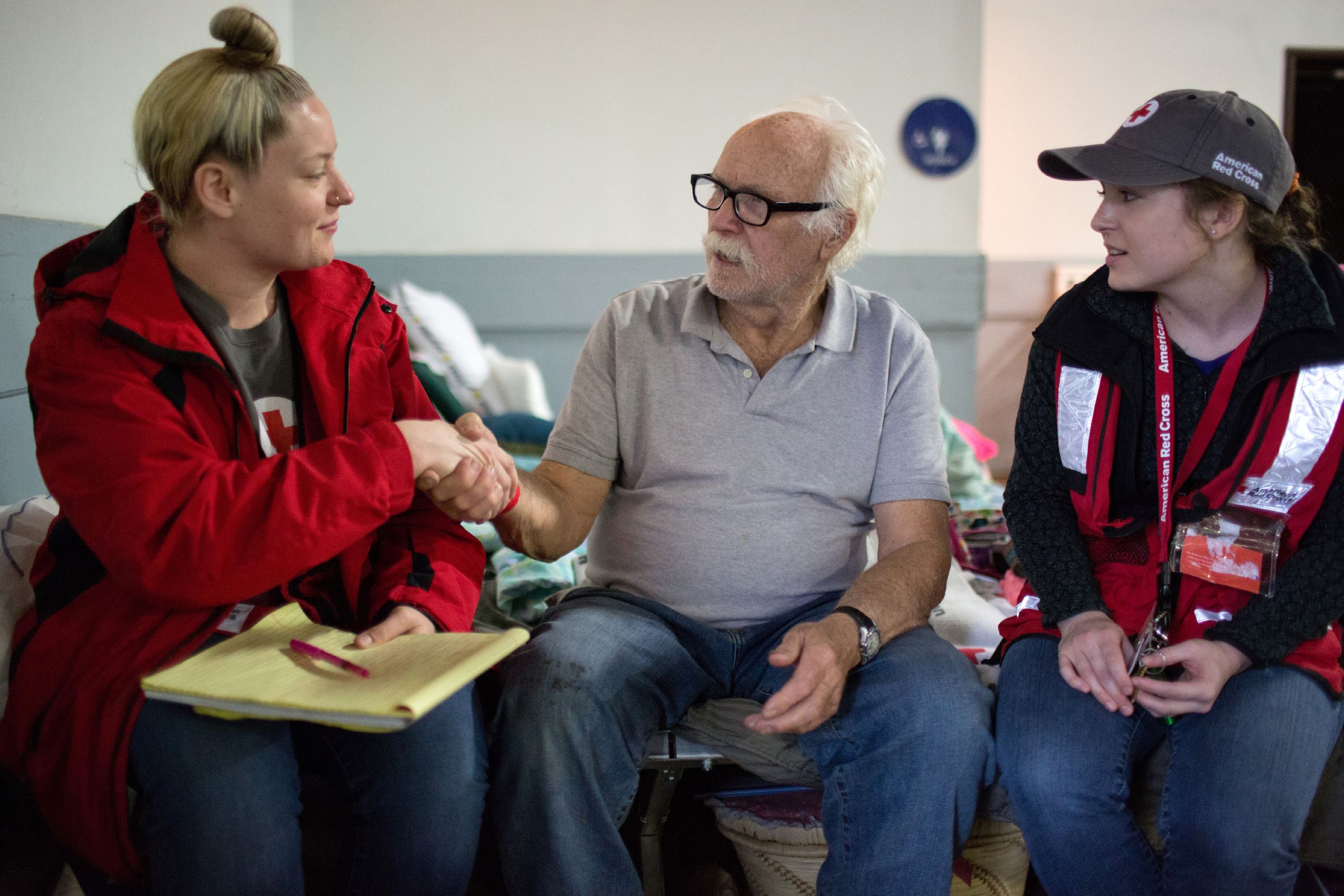 Oroville Dam Spillway Compromised 2017